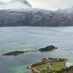Efjord And Stetind - Stetind بيت للعطل Ballangen