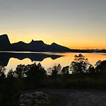 Efjord And Stetind - Stetind بيت للعطل