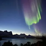 بيت للعطل Efjord And Stetind - Stetind Ballangen