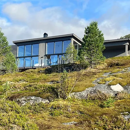 Efjord And Stetind - Stetind Nyaraló *