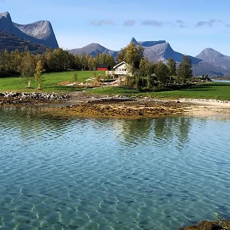 Nyaraló Efjord And Stetind - Stetind *