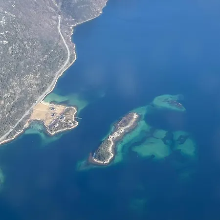 Efjord And Stetind - Stetind Nyaraló *