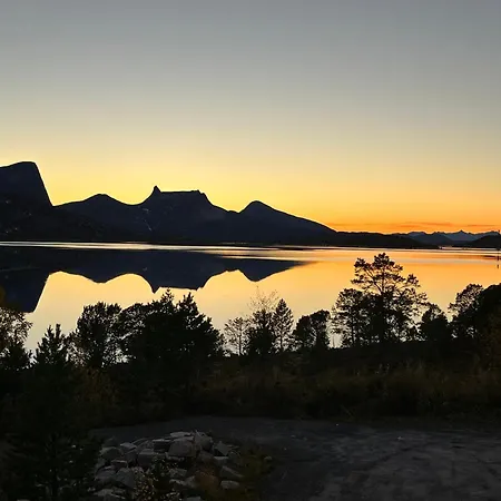 Efjord And Stetind - Stetind Tatil Evi